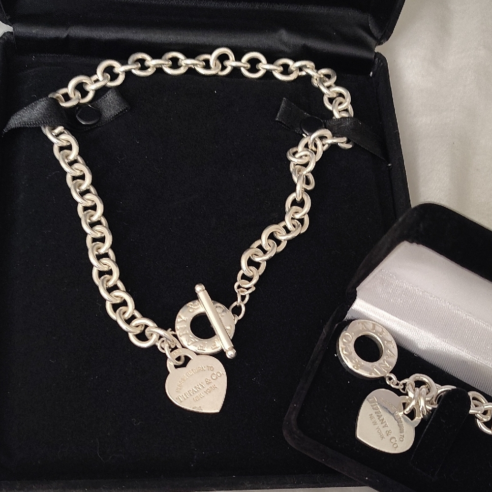 COPY - Elegant Silver Jewelry Set